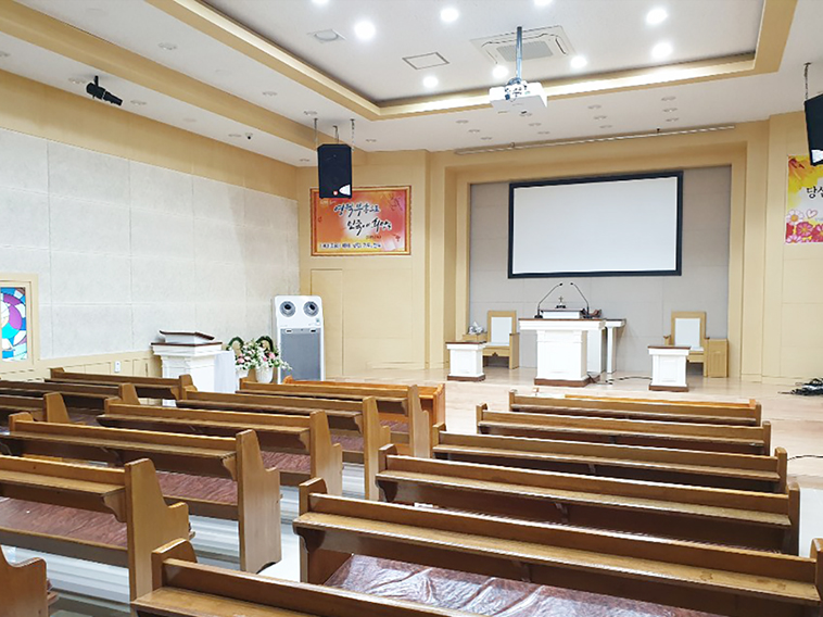 Ecover Large Capacity Air Purifier Q Series installed in church